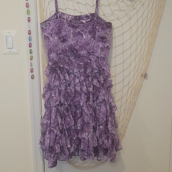 Whitehouse black market cocktail dress - Picture 2 of 3